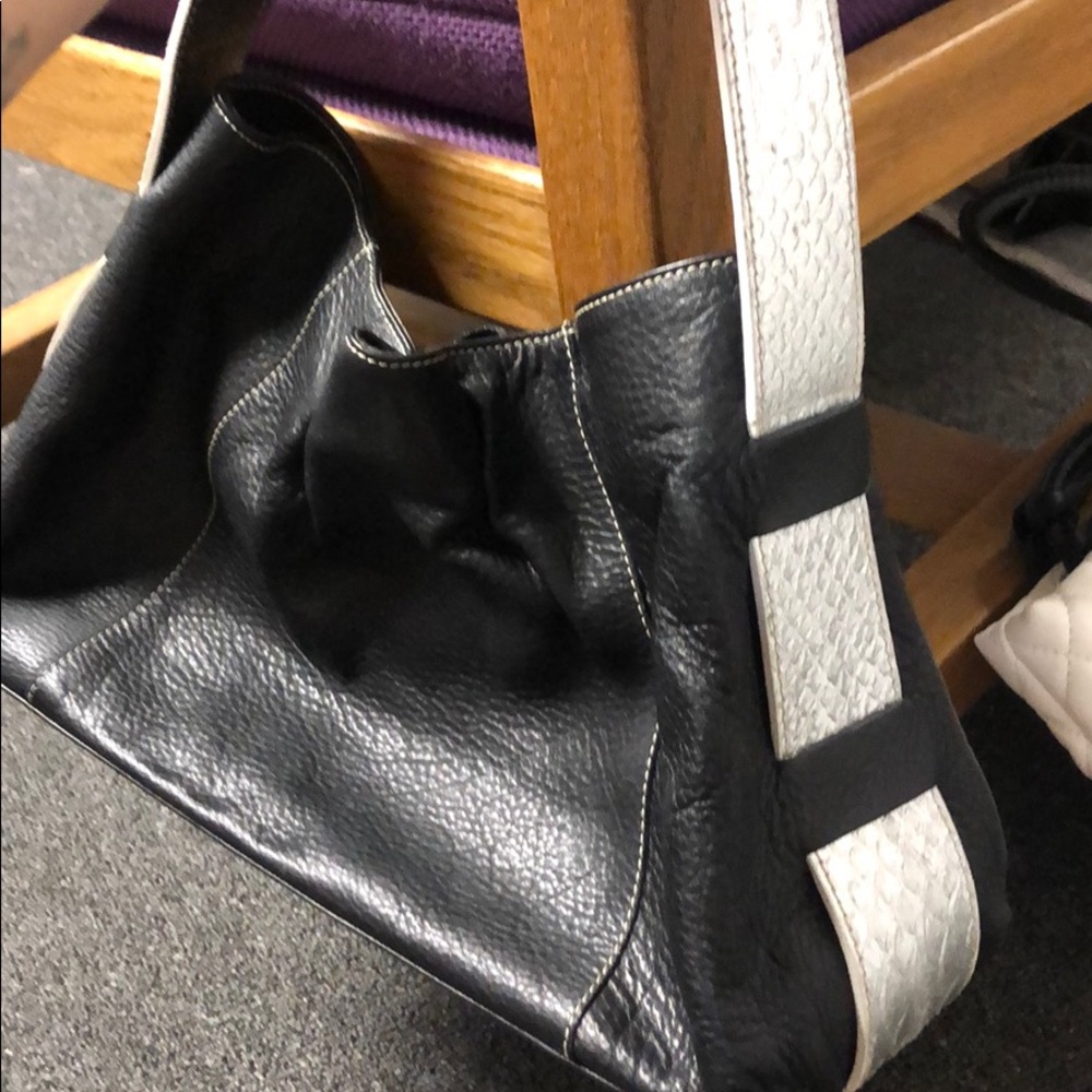 Pulicati Italia purse